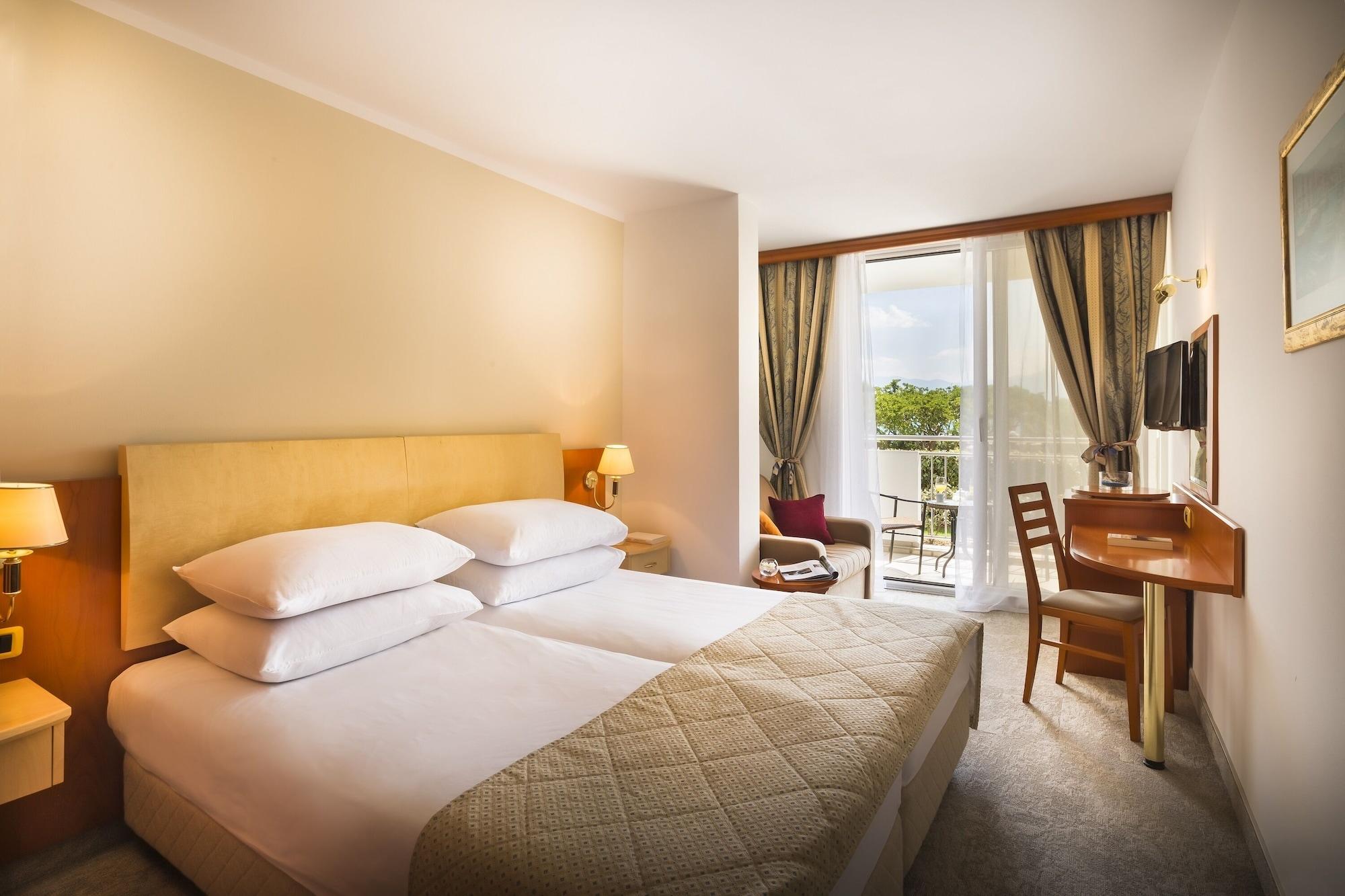 Sunny Baska Residence By Valamar, Ex Zvonimir Екстер'єр фото