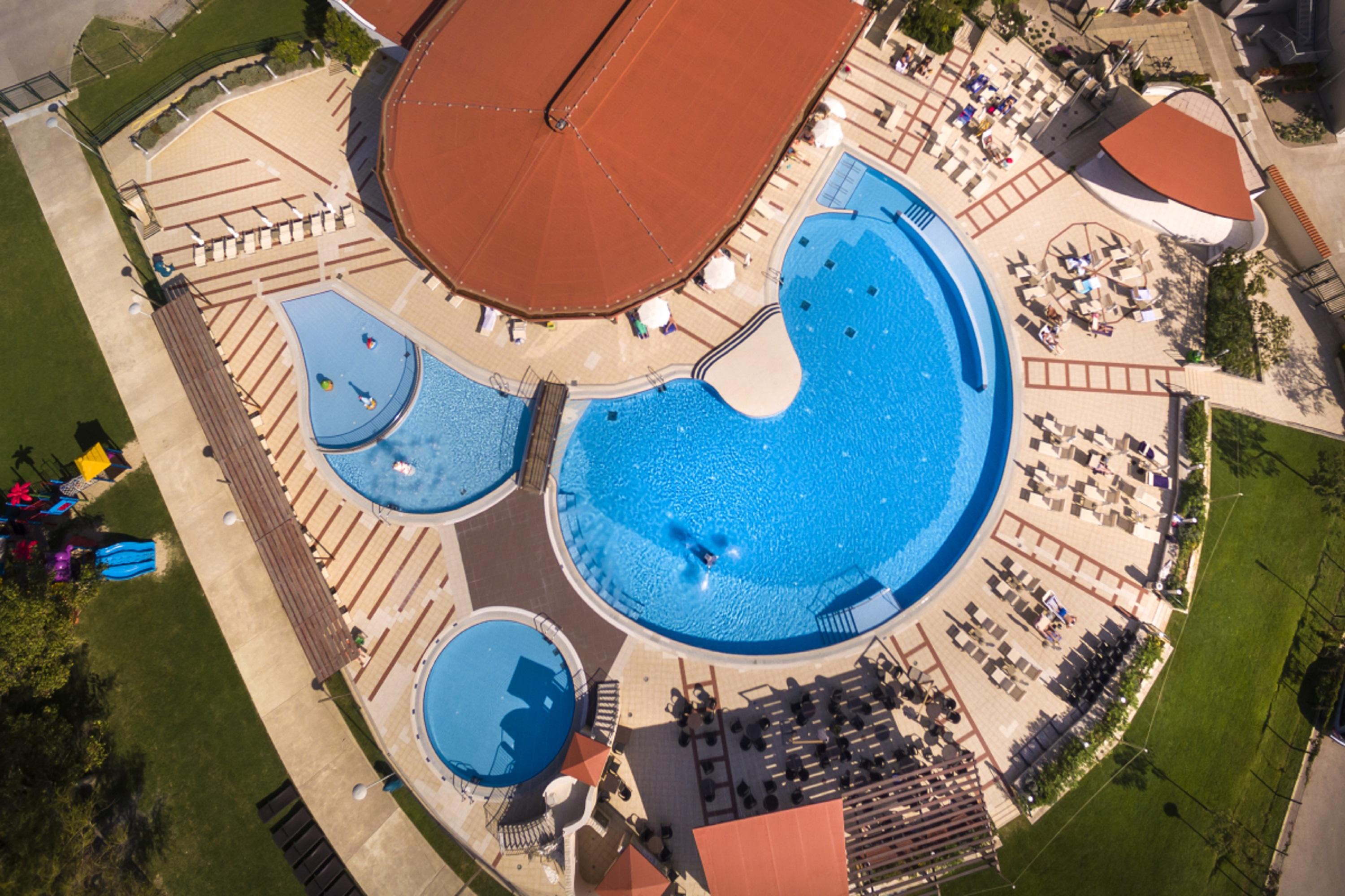 Sunny Baska Residence By Valamar, Ex Zvonimir Екстер'єр фото